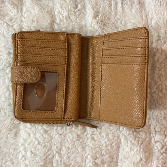 GREAT CONDITION TAN GUESS BAG - Picture 4 of 6